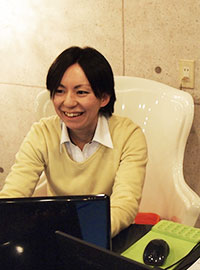 安藤 初美